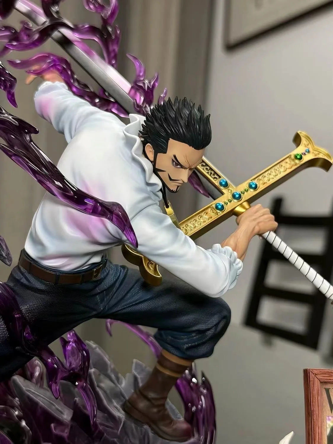 30cm One Piece Dracule Mihawk Figure One Piece Anime Figures Pvc Statue Desktop Ornament Collectible Model Toys For Gifts