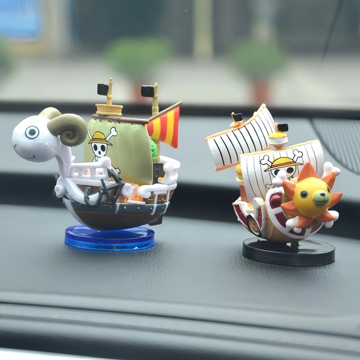 Figure Luffy THOUSAND SUNNY Going Merry Assembling Boat Model Pirate Ship Decor Boys Toys Kids Birthday Gift