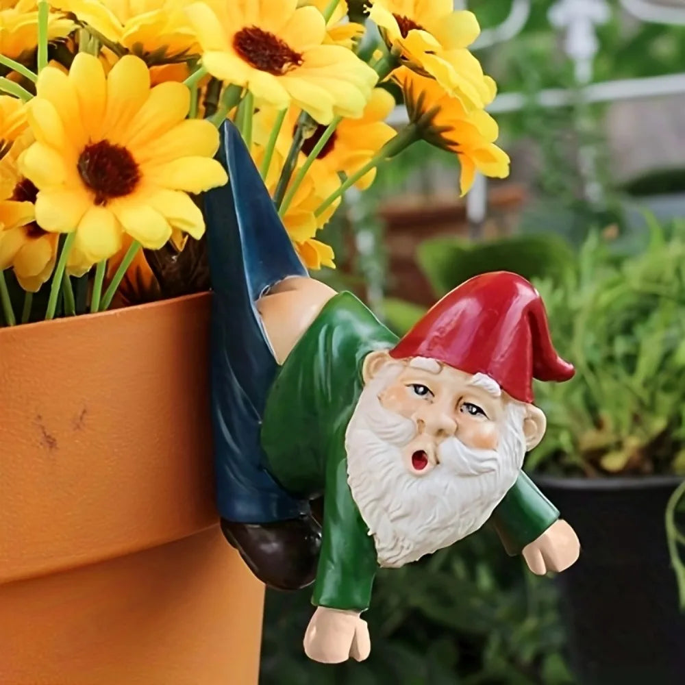 1pc New casual dwarf elderly funny pants hanging upside down with exposed buttocks design, statue resin bonsai pendant