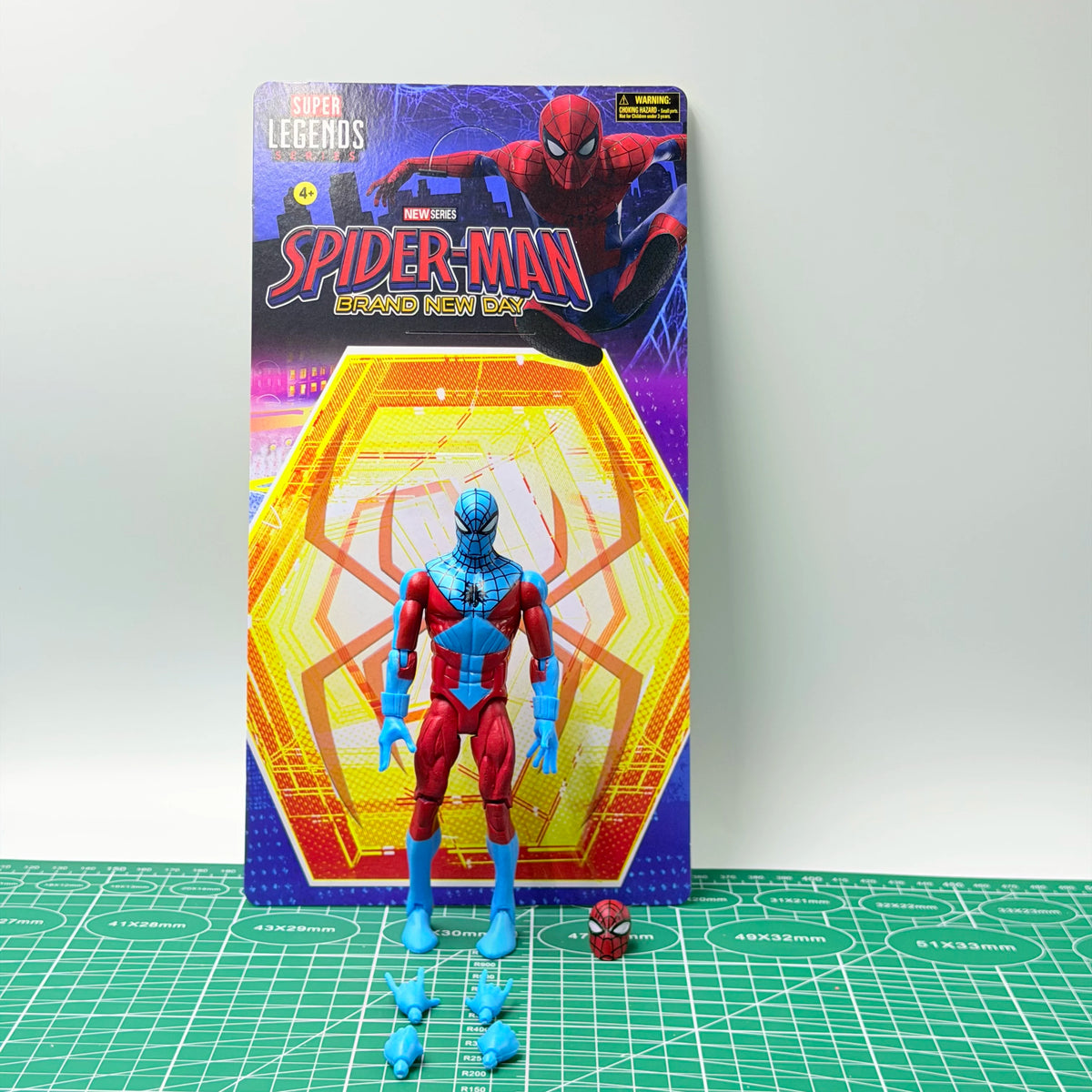 Bandai Avengers retro Spider Man Venom Deadpool joint movable figurine model