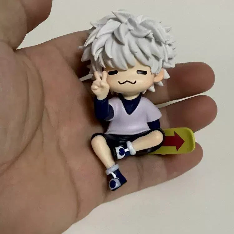 Hunter Hunter Killua Zoldyck Q Version Sitting Figure Cute Peace Sign Pose With Skateboard Base PVC Anime Figurine Desktop Decor