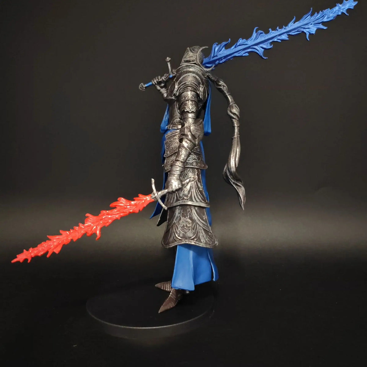 In-Stock Ring Rellana Twin Moon Knight Action Figure With Miquella'S Sword Collectible Statue Desktop Decor For Game Anime Fans