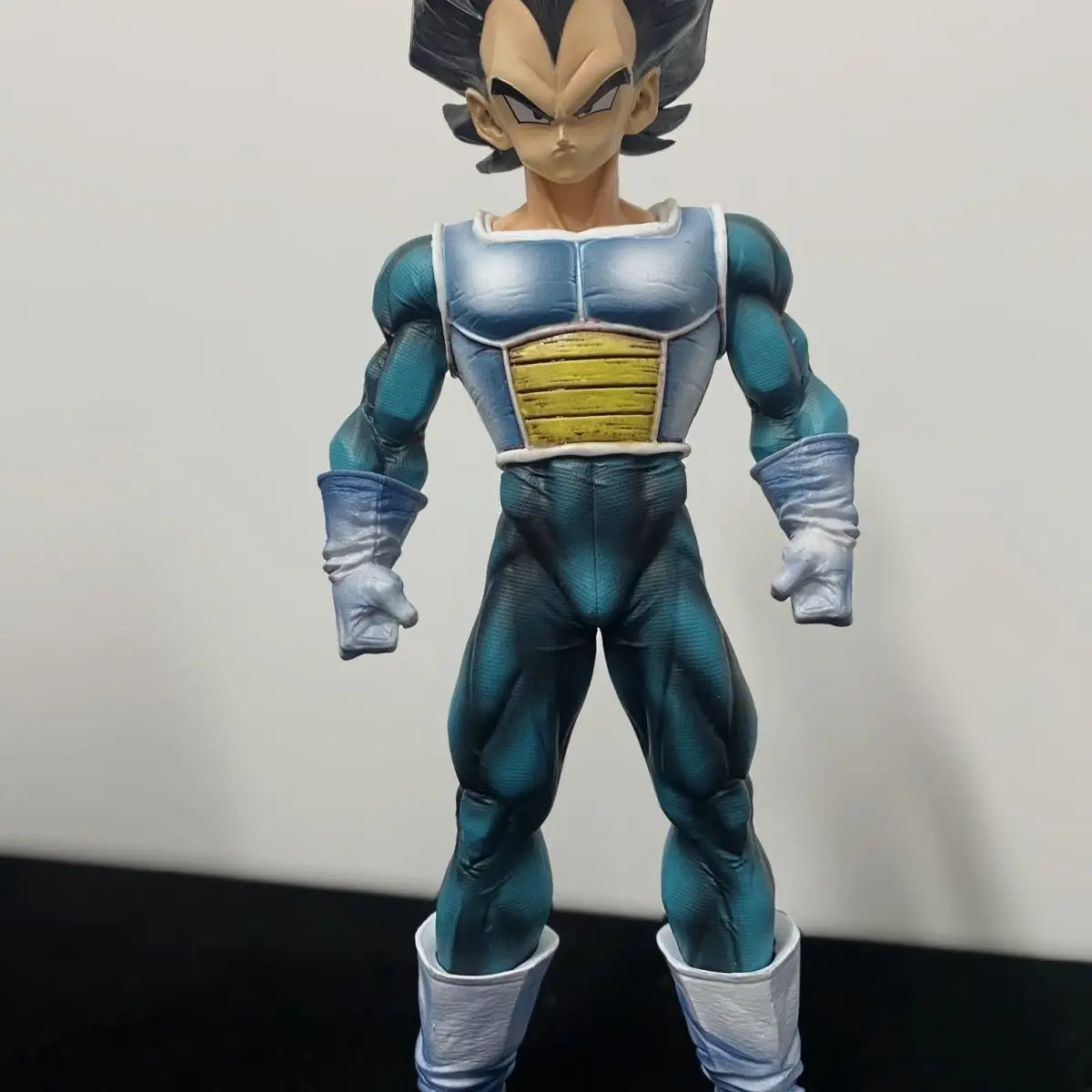 Dragon Ball Z Vegeta Anime Figures 28cm Action Figurine Painted Statue Saiyan PVC Gk Model Toy Desktop Ornament Collectible Gift