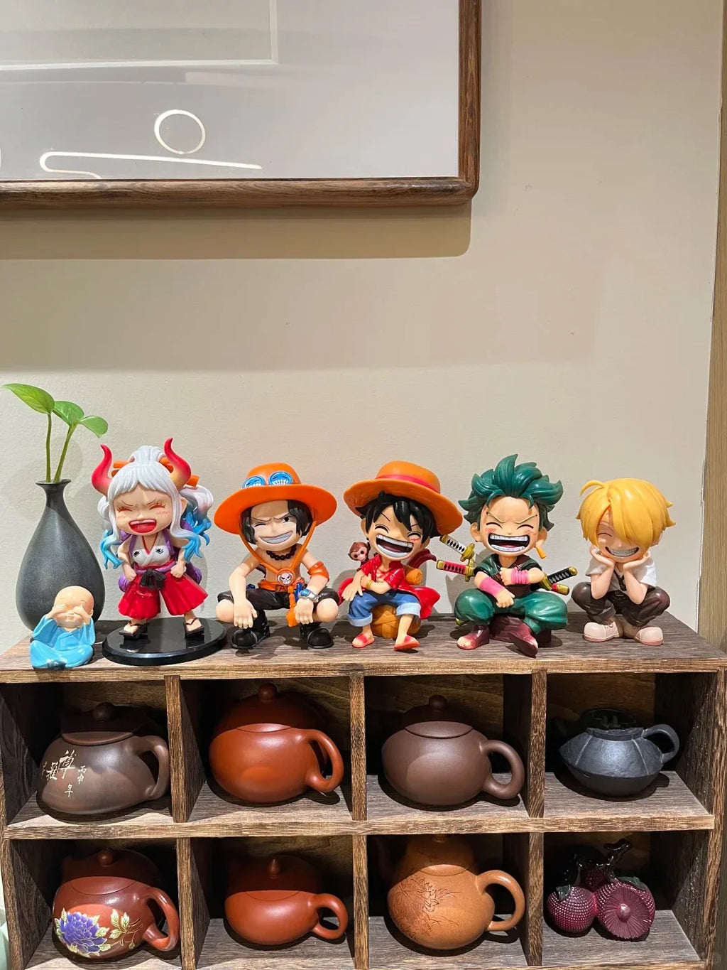 One Piece Anime Figure Sitting Laughing Luffy Action Figure Kawaii Sanji Zoro Ace Yamato Figurine Collection Toy Doll Gift Model
