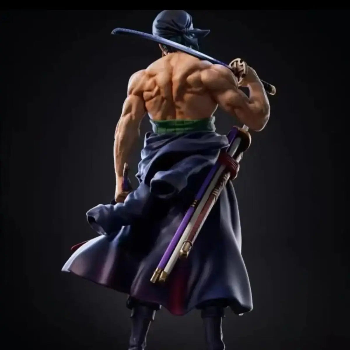 One Piece Anime Large 50cm Five-Headed Eagle Carrying Knife Domineering Zoro Collectible Statue Model Figure Ornament Gifts
