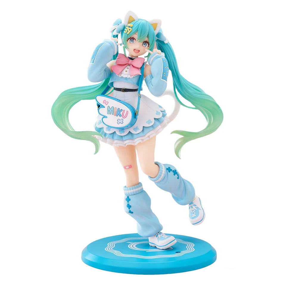 Original fashion Hatsune Miku Anime Figure Action Figurine Model Collector Toys Hatsune Miku BANPRESTO Collectible Gift