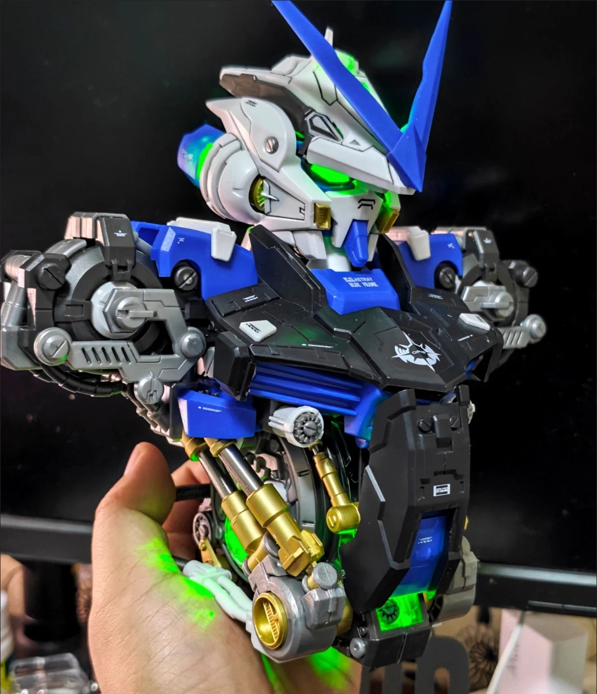 Bandai New 2026  Astray Blue 1/35 Large Size Blue Heretic Avatar Chest Blue Heretic Component Model Collection Gift