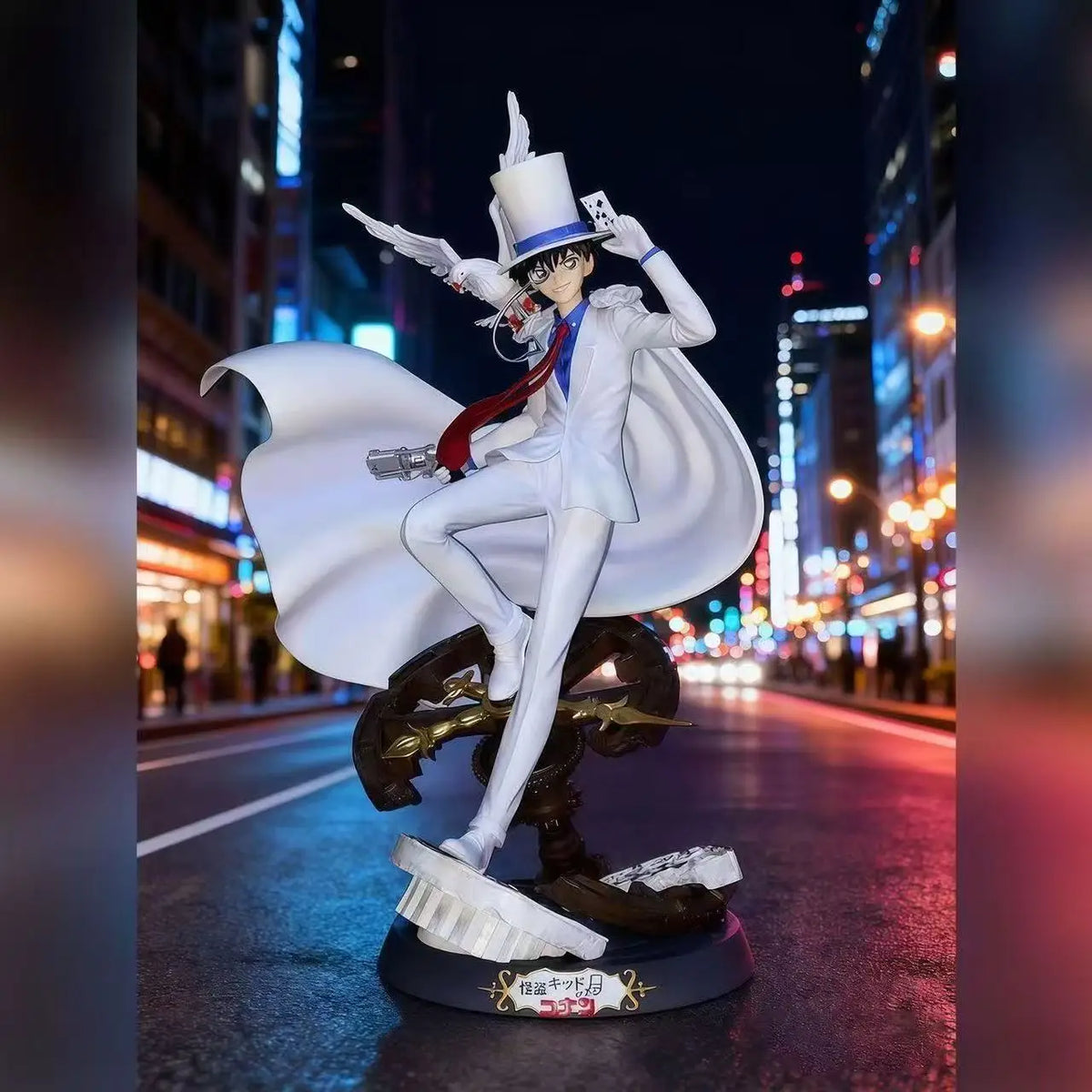 Kaitou Kid Figure, Detective Conan Merchandise, White Dress Design, Pigeon Special Effects, Collectible Ornament Gift