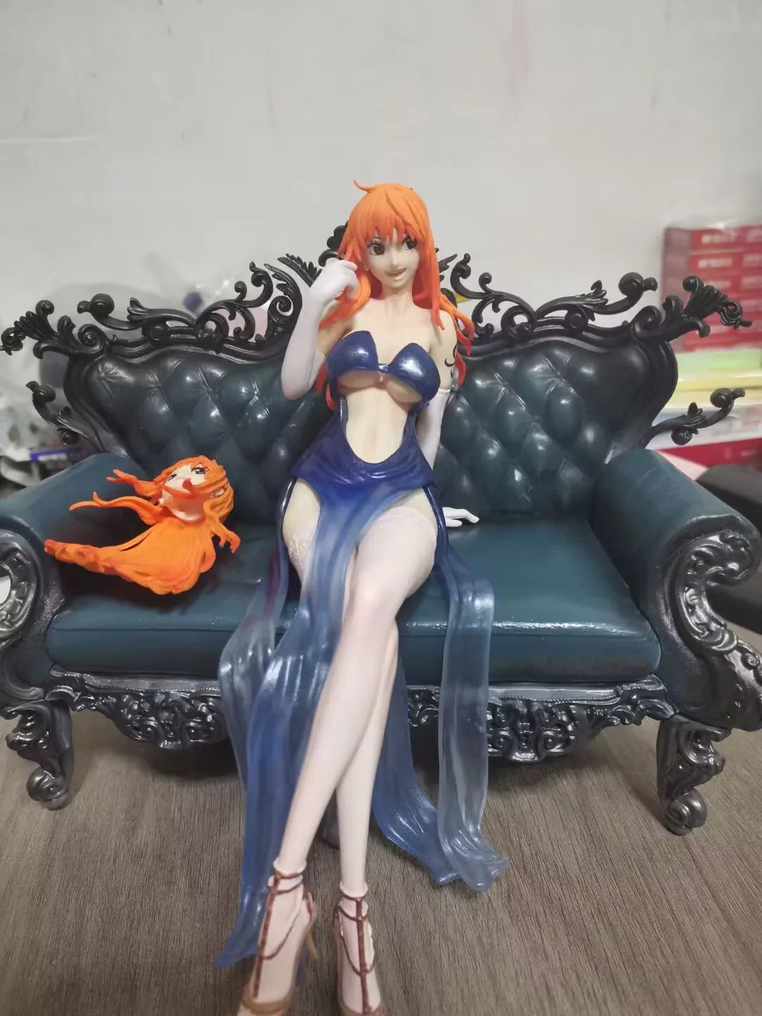 One Piece Wang Nami Suit Mob Series Fourth Round Sofa Nami Handmade Statue Desktop Ornament Birthday Gift Quality Simulation