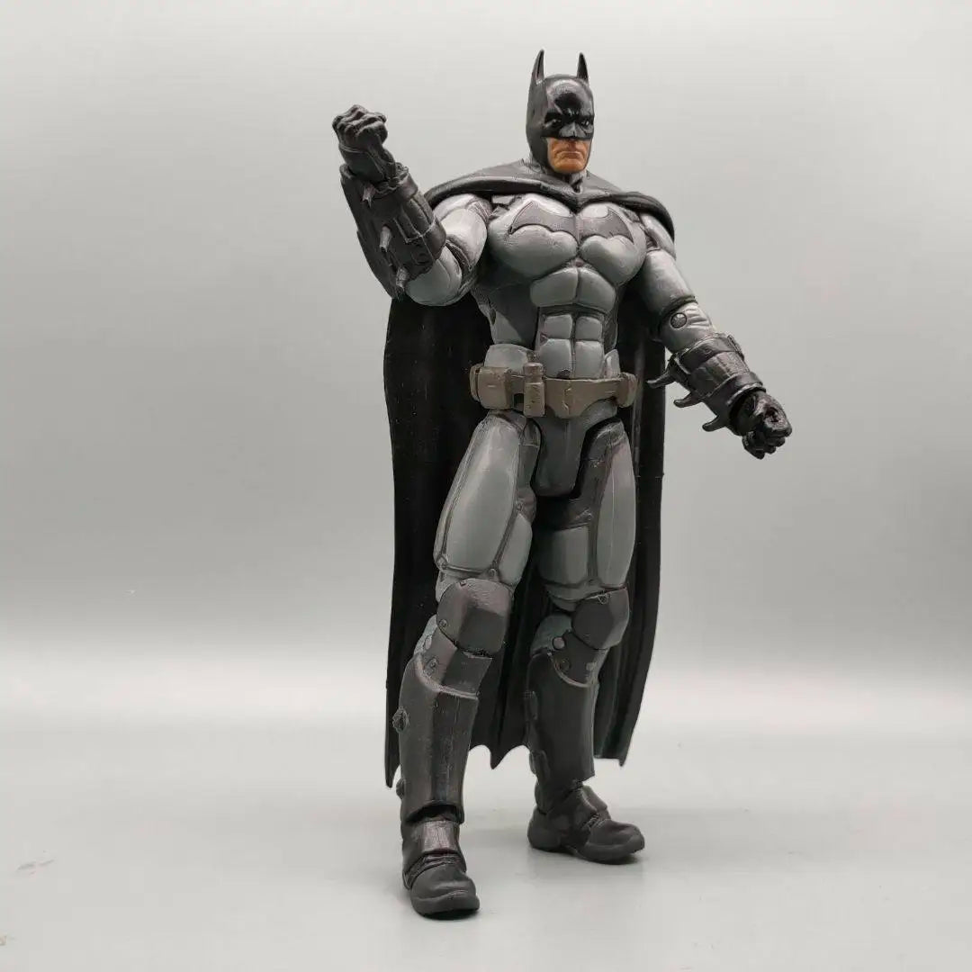 New In Stock 16cm Bat Action Figures Perfec Collectibles Desktop Ornaments Decorative Items Holiday Surprise Gifts For Boys