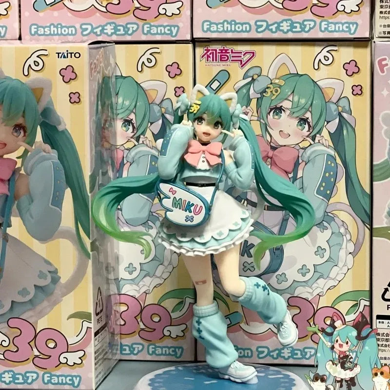 Original fashion Hatsune Miku Anime Figure Action Figurine Model Collector Toys Hatsune Miku BANPRESTO Collectible Gift