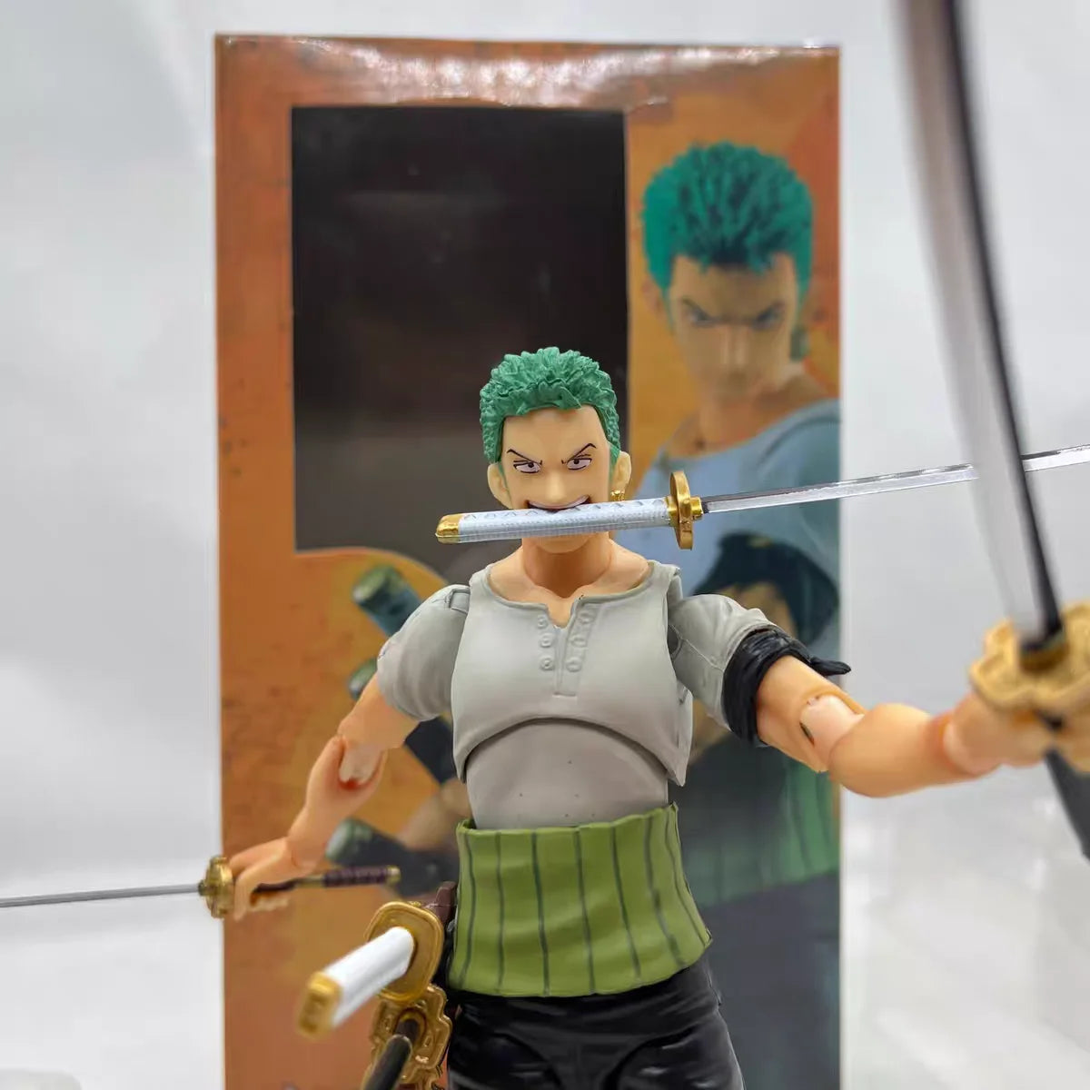 New One Piece Series Sizable Action Figure Roronoa Zoro Desk Toy Collectible Model Statue Boxed Standing Posable Anime Figurine