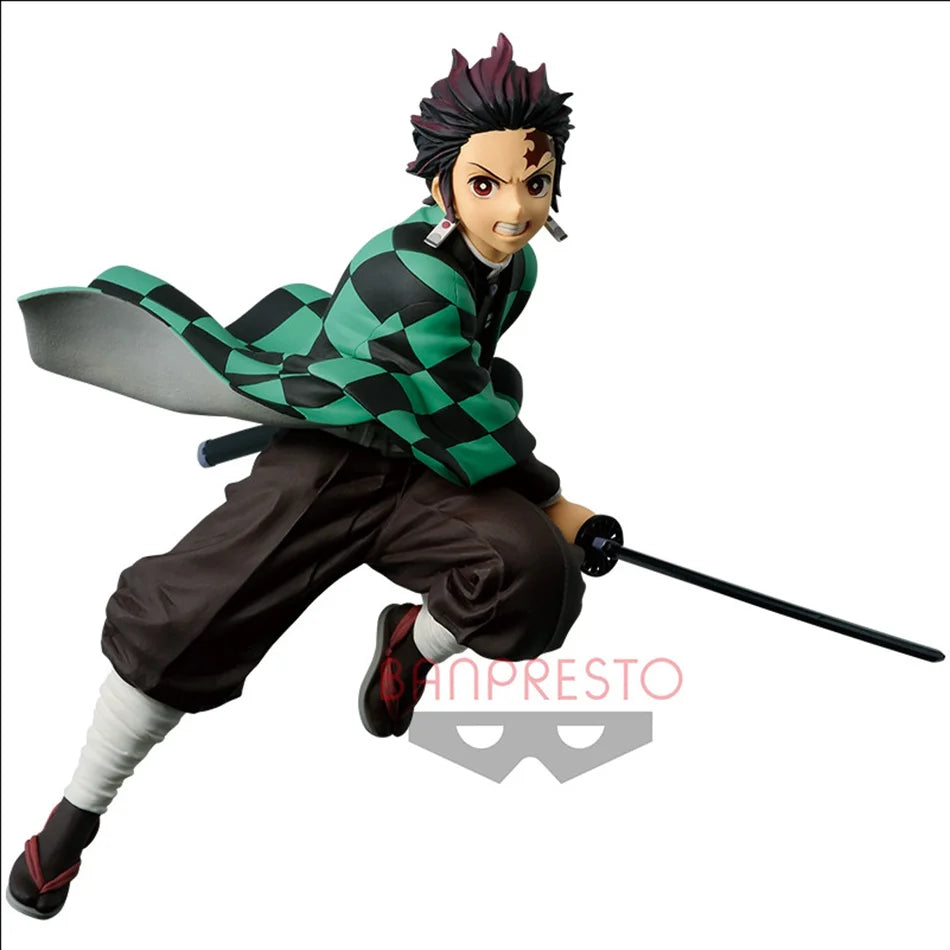 Demon Slayer Action Figure Kimetsu No Yaiba Kamado Tanjirou Agatsuma Zenitsu Action Figure Anime Model Statue Toys Gifts