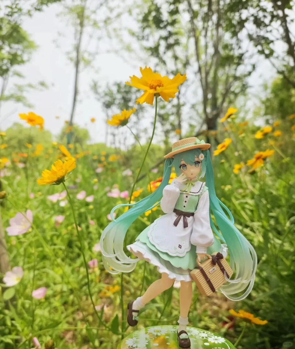 Hatsune Miku Desktop Cute Action Figure 20cm Fashion Country Ver. Anime Figurine Kawaii Girl Model Toy - Adorable Decor