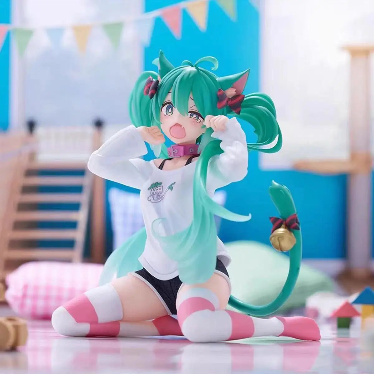 Hot Hatsune Miku Desktop Cute Action Figure 11cm Neko T-Shirt Ver. Anime Figurine Kawaii Girl Model Toy Gift Birthday present
