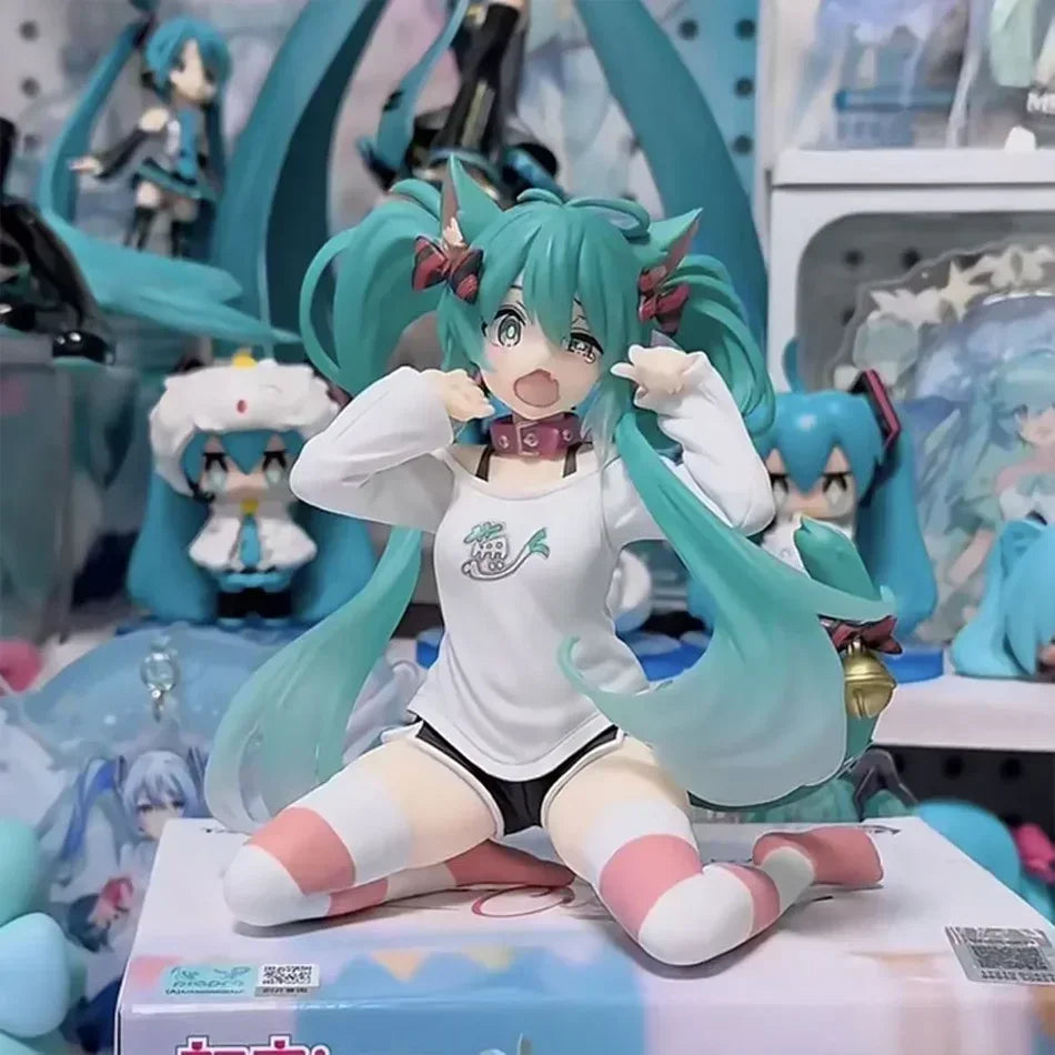 2026 Hot sale 11-21cm Desktop Cute Hatsune Miku Kwaii Style Anime Figure Toys PVC Model Collector Doll Birthday Gift