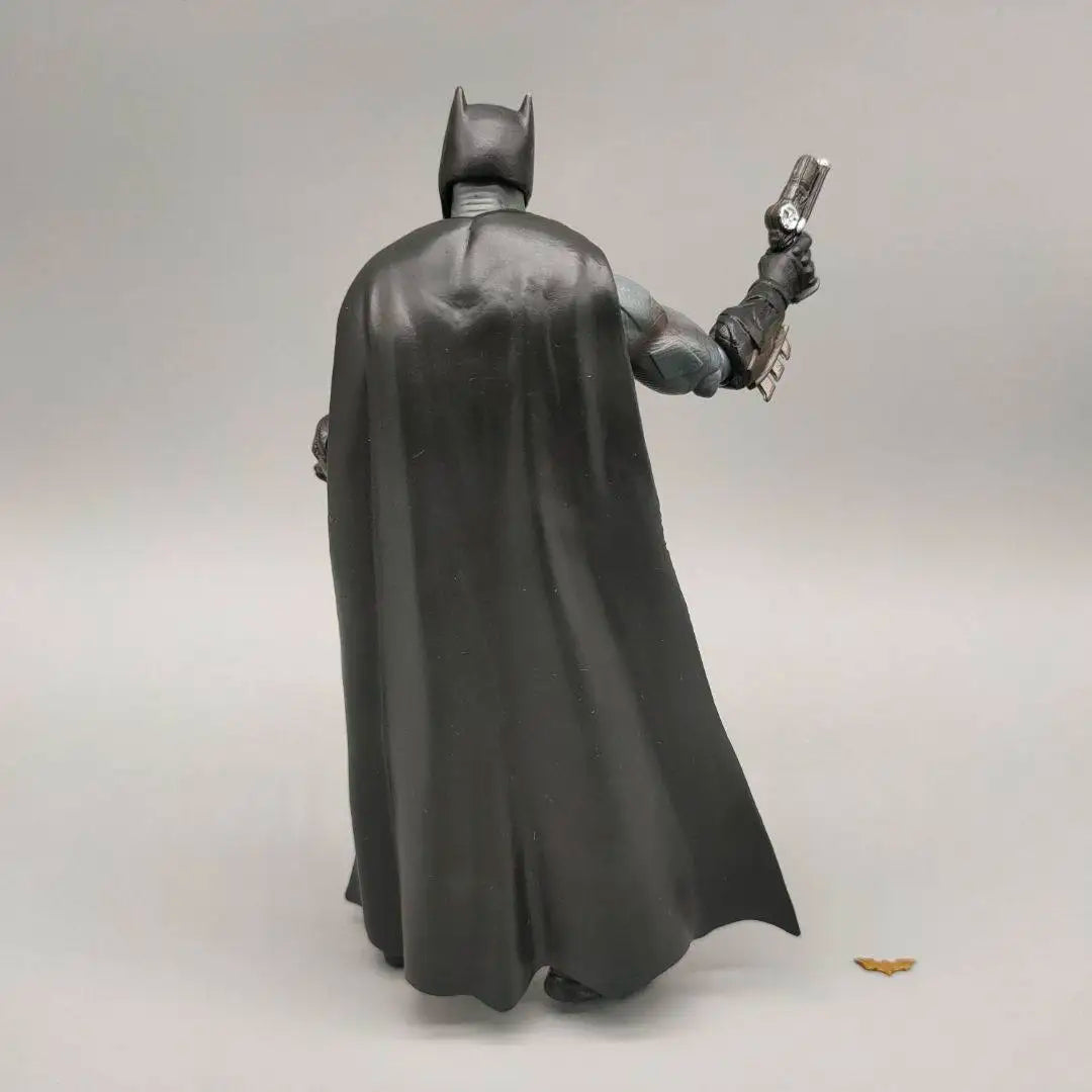 New In Stock 16cm Bat Action Figures Perfec Collectibles Desktop Ornaments Decorative Items Festival Surprise Gifts For Fans