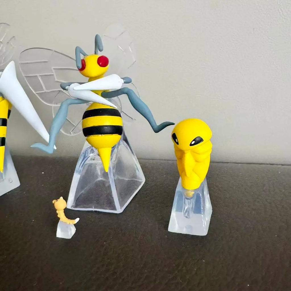1/20 Scale The World Genuine Articuno Moltres Zapdos Nidoking Milotic Garchomp Torterra Gengar Cute Action Figure Model Toys
