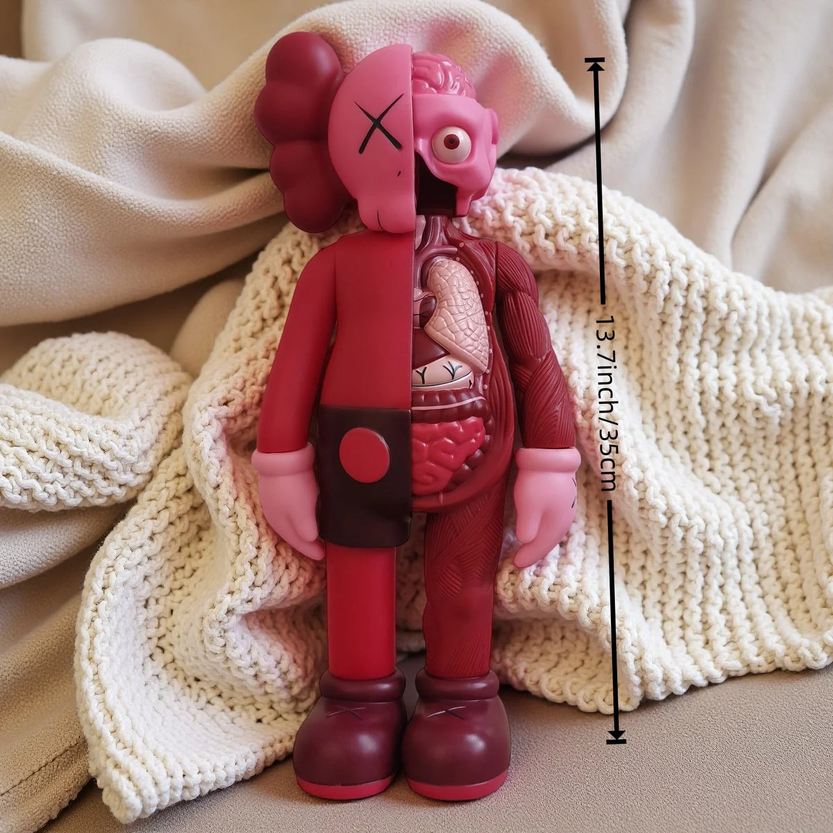 Trendy Bear Action Figurine Kawaii Automotive Interior Sculpture Cute Action Figurine Toy Statue Home Decor Desk Ornament Gift
