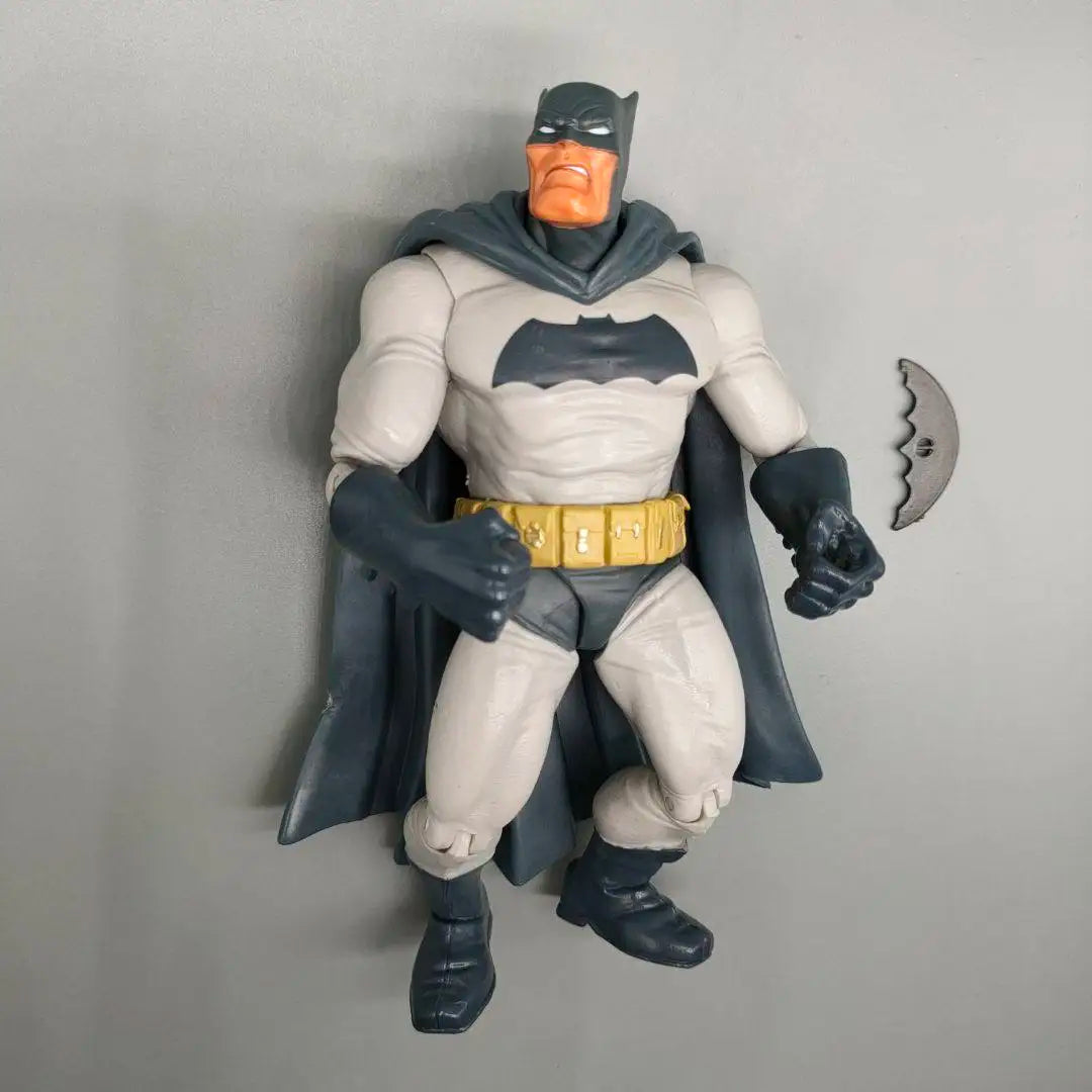 New In Stock 16cm Bat Action Figures Perfec Collectibles Desktop Ornaments Decorative Items Festival Surprise Gifts For Fans