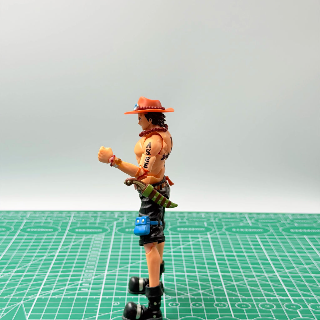 Bandai Soul Limited SHF Fire Fist Ace Top War One Piece Joint Mobile Handheld Model in Stock