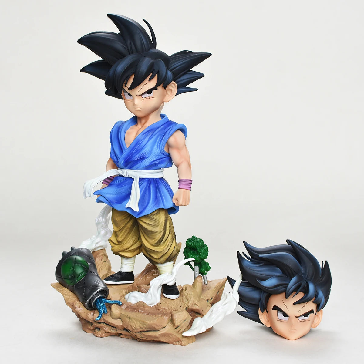Son Goku Dragon Ball Collectible Figure
