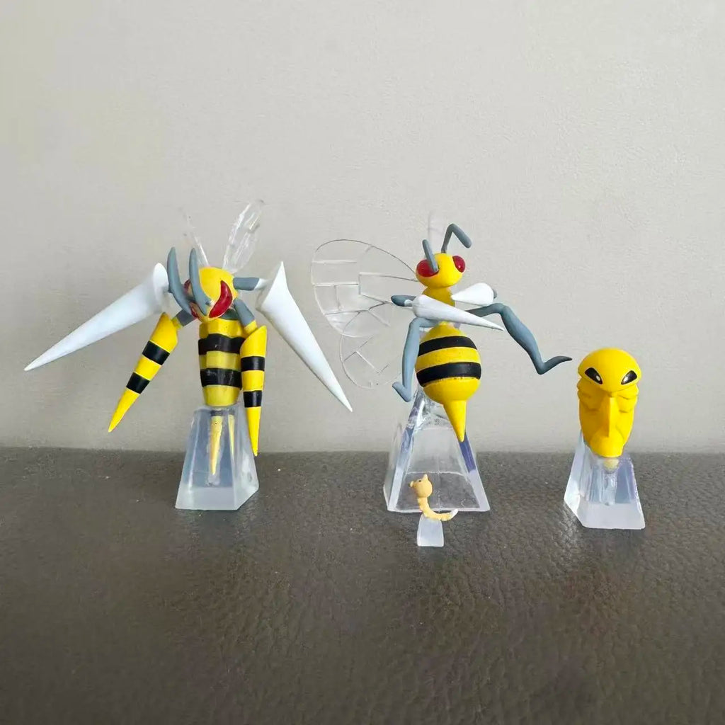 1/20 Scale The World Genuine Articuno Moltres Zapdos Nidoking Milotic Garchomp Torterra Gengar Cute Action Figure Model Toys