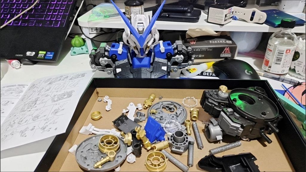Bandai New 2026  Astray Blue 1/35 Large Size Blue Heretic Avatar Chest Blue Heretic Component Model Collection Gift
