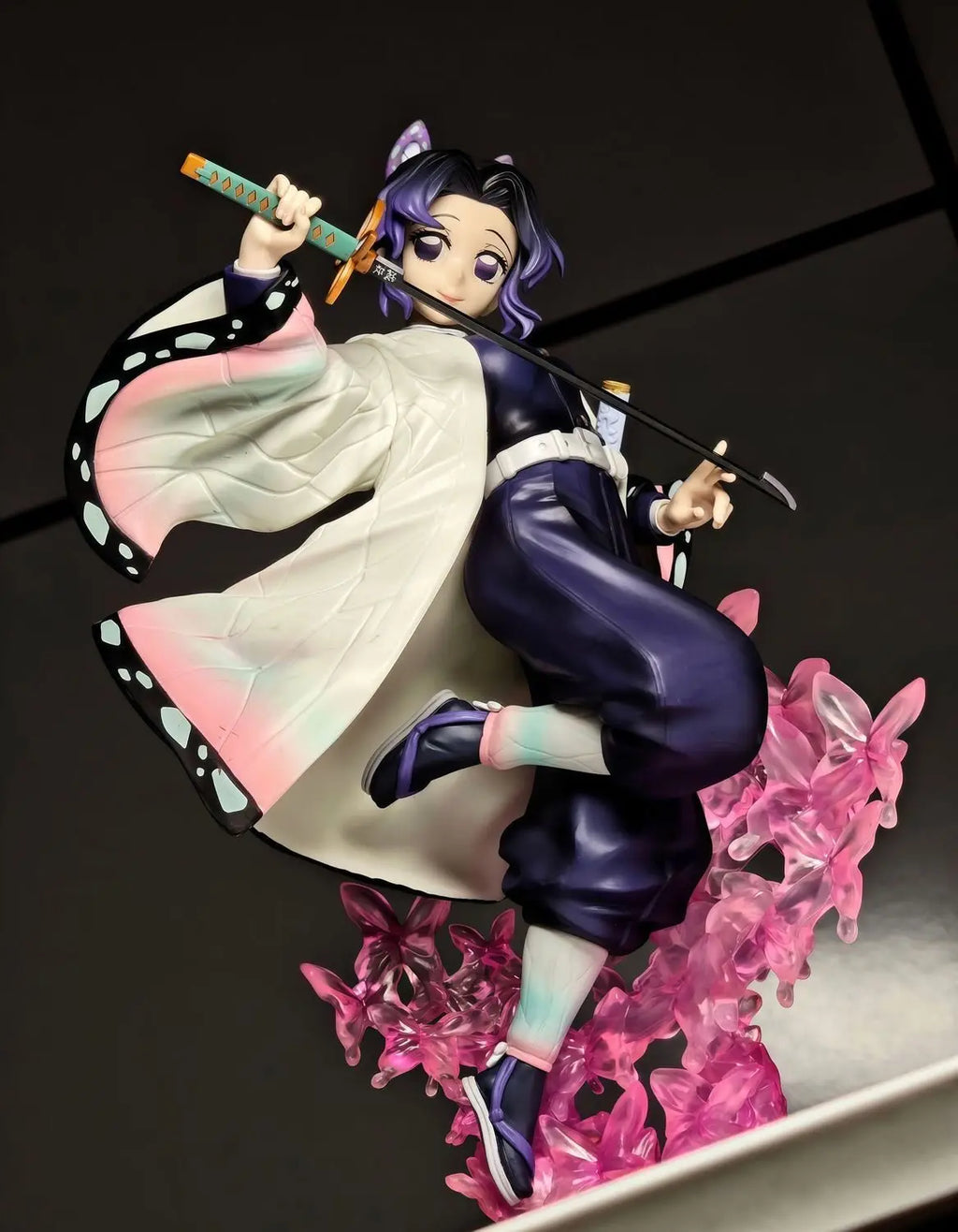 New 18cm Demon Slayer Shinobu Kochou Collectible Anime Figure Pvc Statue Desktop Decoration For Adult Collectors Fans