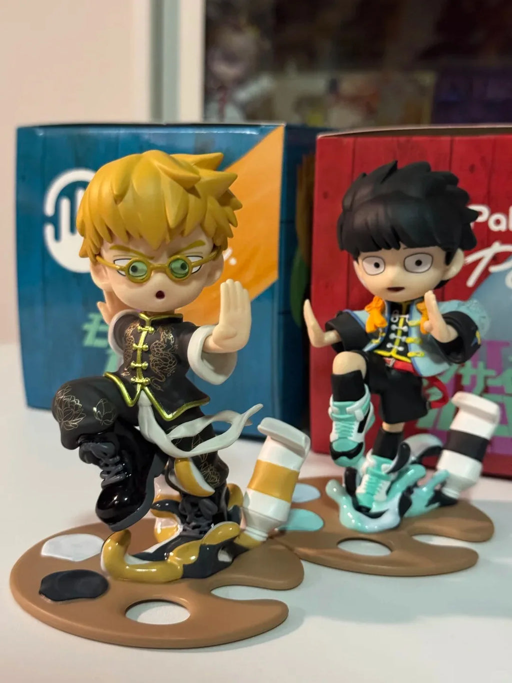 Anime Mob Psycho 100 Figures Gk Reigen Arataka Q Edition Kawaii Standing Palm Series Model Doll Desktop Ornament Collectible Toy