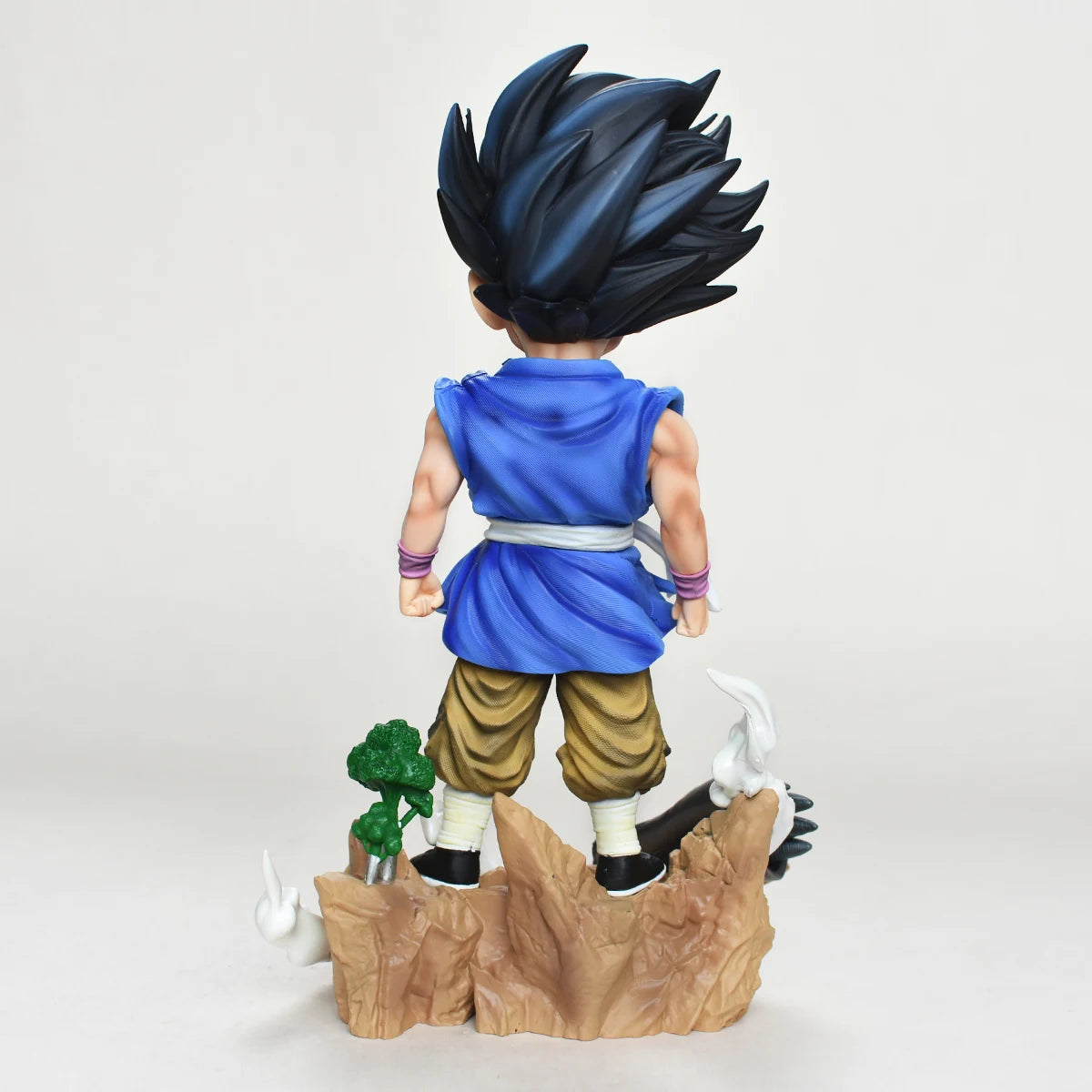 Son Goku Dragon Ball Collectible Figure