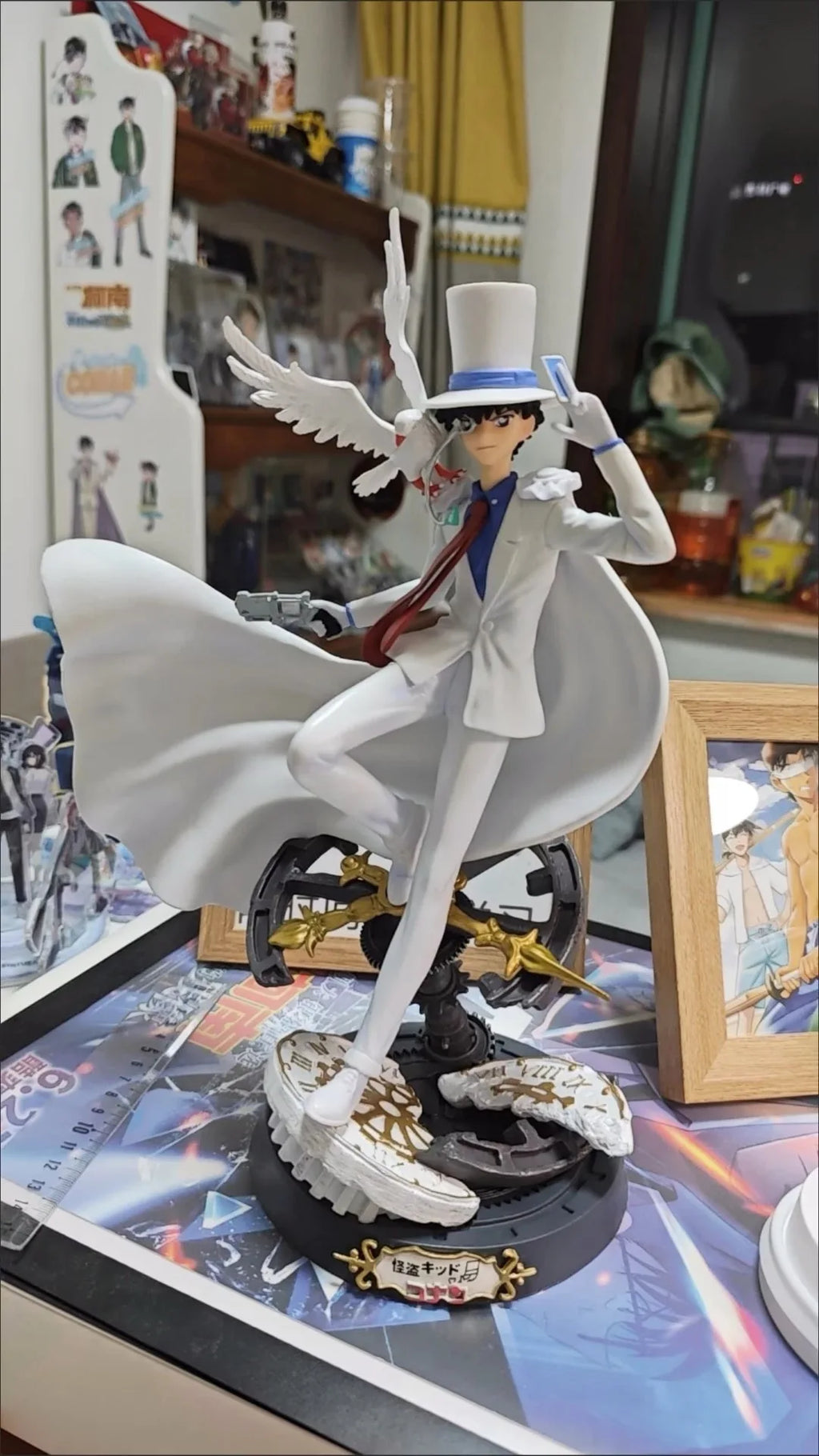 Hot Detective Conan Kaitou Kiddo GK Figure 31cm Anime Figures Action Figurine Statue Model Collection Decoration Toys Boys Gifts