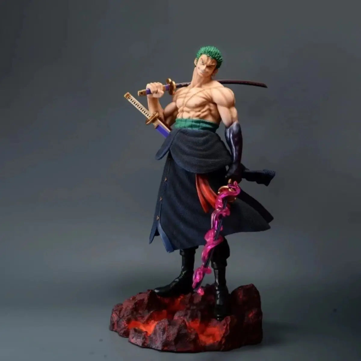 One Piece Anime Large 50cm Five-Headed Eagle Carrying Knife Domineering Zoro Collectible Statue Model Figure Ornament Gifts