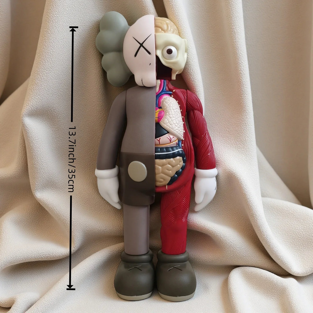 Trendy Bear Action Figurine Kawaii Automotive Interior Sculpture Cute Action Figurine Toy Statue Home Decor Desk Ornament Gift