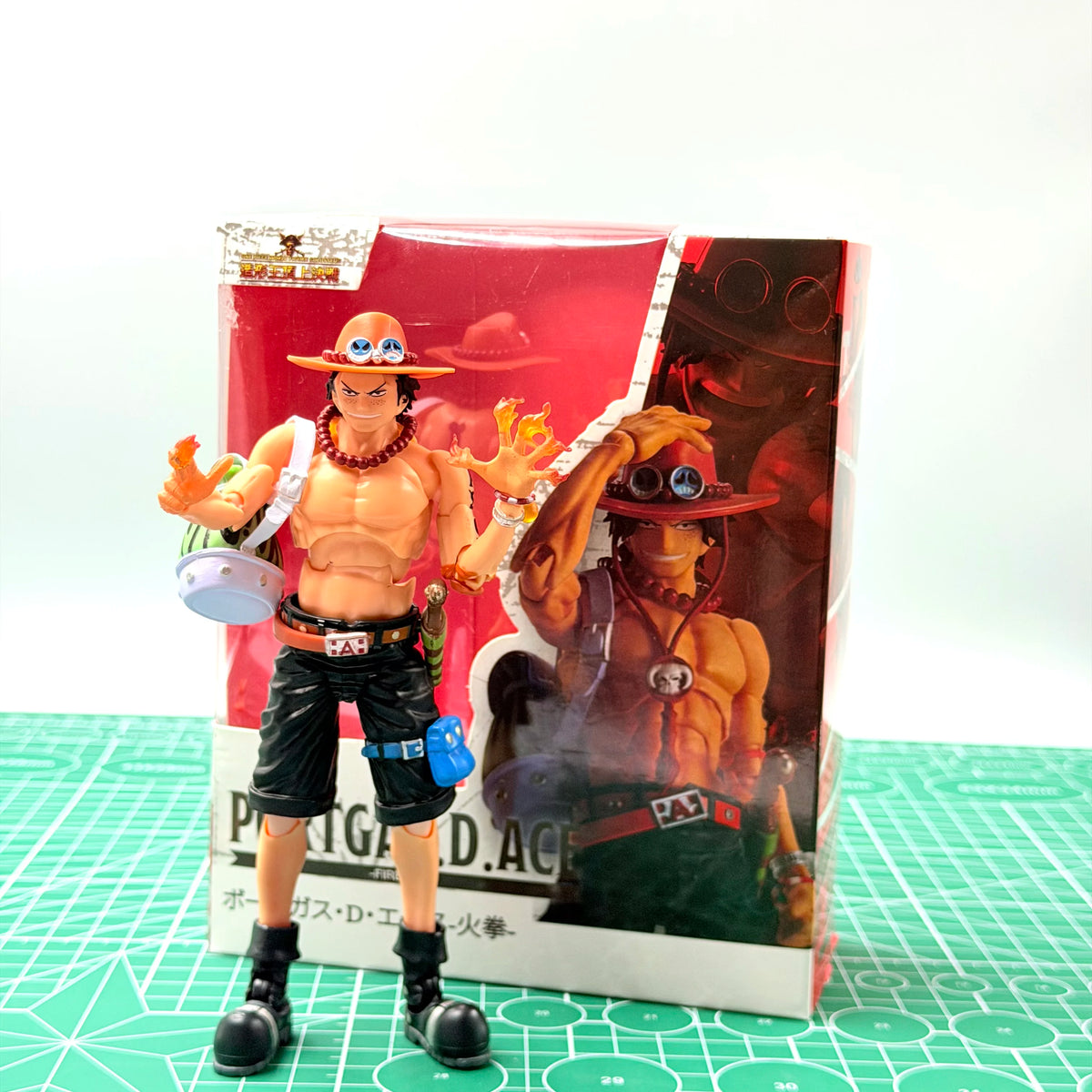 Bandai Soul Limited SHF Fire Fist Ace Top War One Piece Joint Mobile Handheld Model in Stock