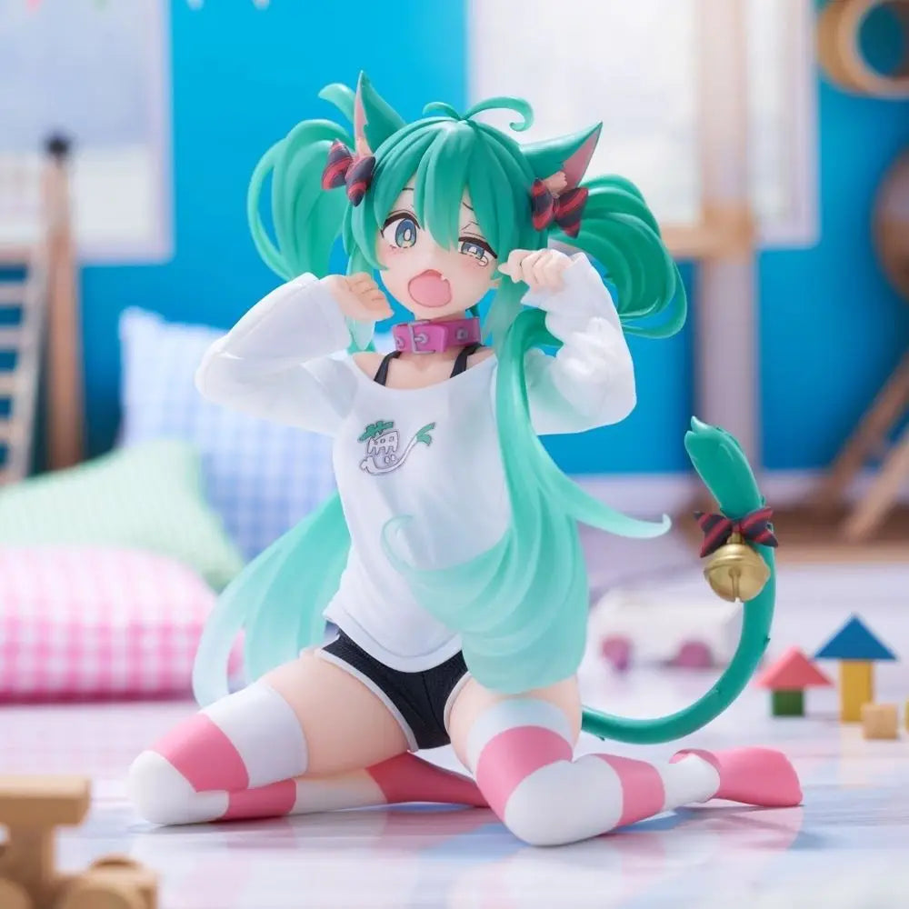Hot Hatsune Miku Desktop Cute Action Figure 11cm Neko T-Shirt Ver. Anime Figurine Kawaii Girl Model Toy Gift Birthday present